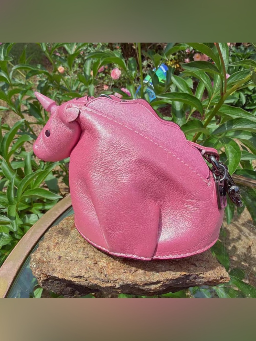 EUC Coach Uni Coin Case 22939 - Picture 3 of 8